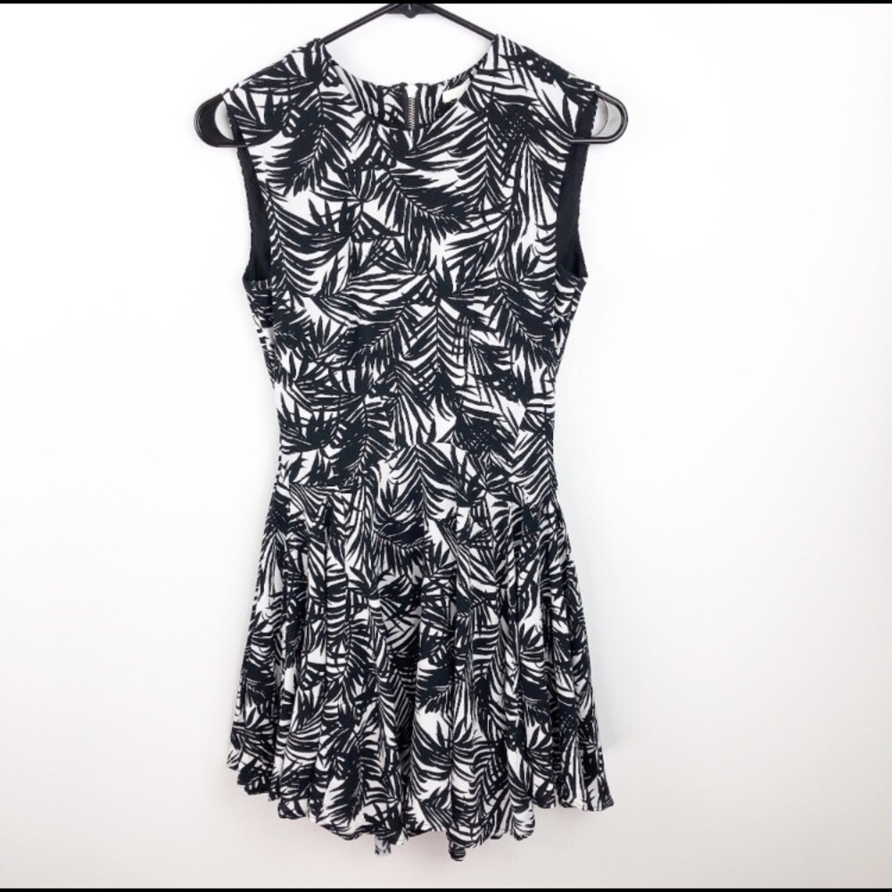 Women’s shift dress size 2